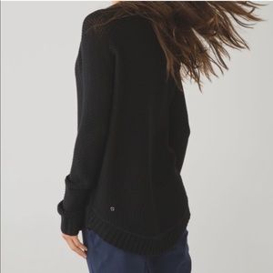 Lululemon Passage Knitted Black Sweater Oval Hem 2